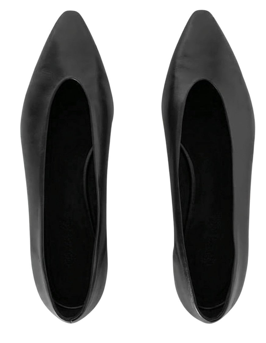 Loro Piana Pointed Toe Flat Shoes With Suede Lining