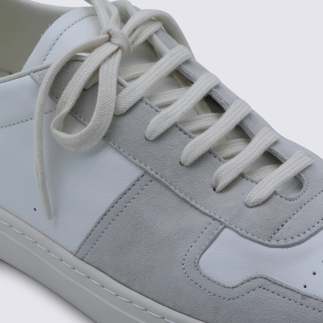 Common Projects White Minimalist Low-Top Sneakers