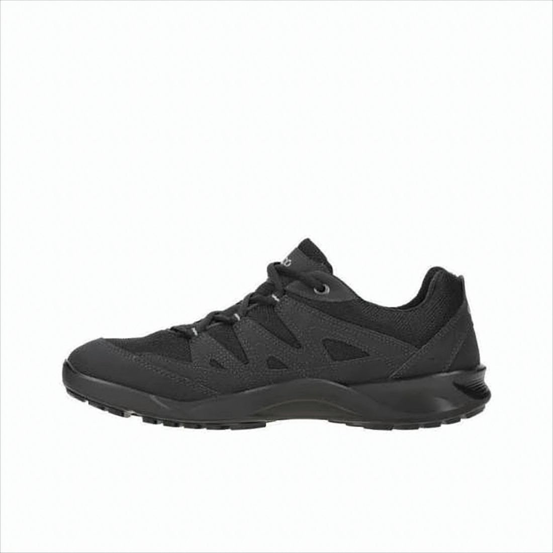Ecco Low-Profile Black Sneakers With Breathable Mesh Upper