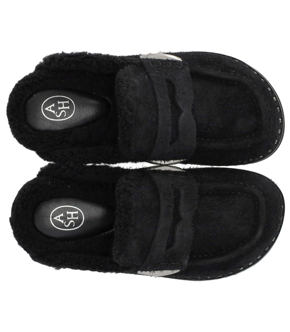 Ash Genda Black Clog