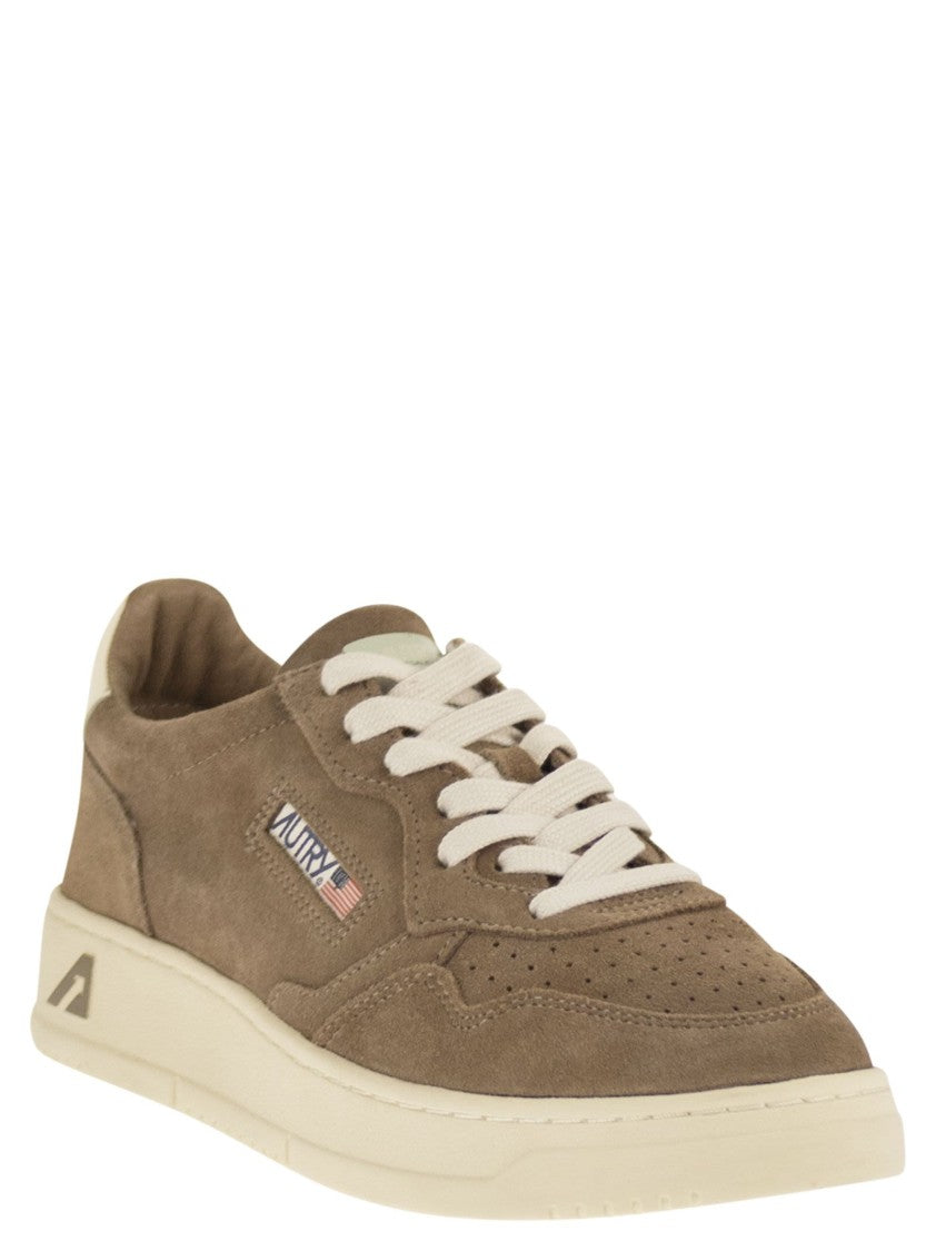 Autry Medalist Low - Suede Sneakers