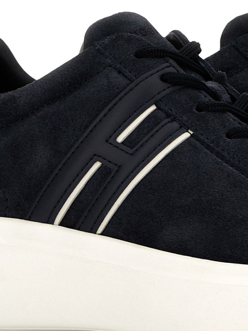 Hogan Black Leather Sneakers With Logo-Embellished Side Panels