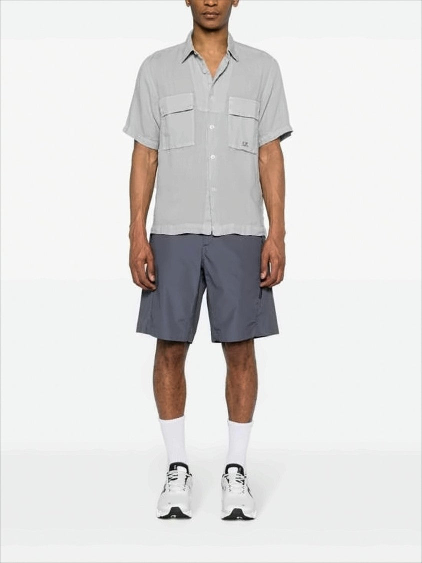C.P. Company Short-Sleeved Linen Shirt With Button-Down Closure
