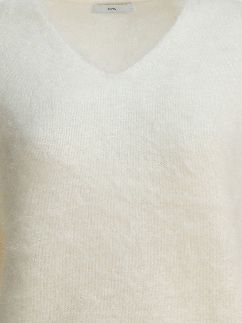 R2w Cashmere Knitwear With V-Neckline And Relaxed Fit