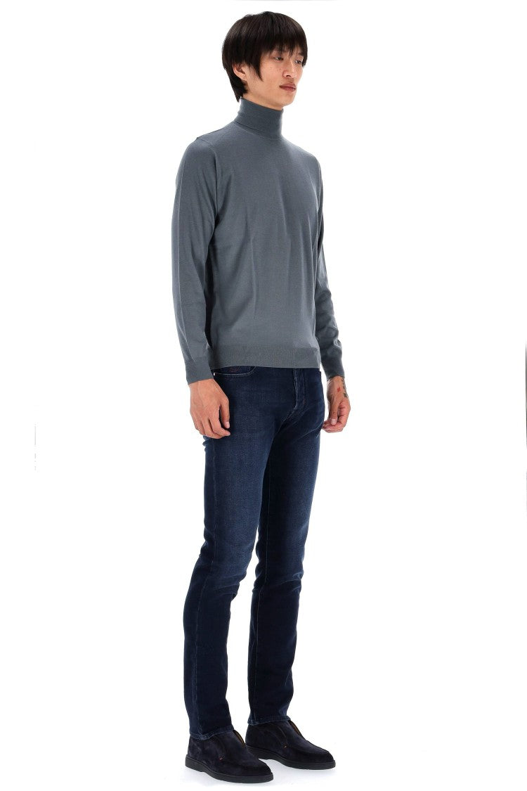Drumohr Extrafine Super 140’S Wool Turtleneck Sweater