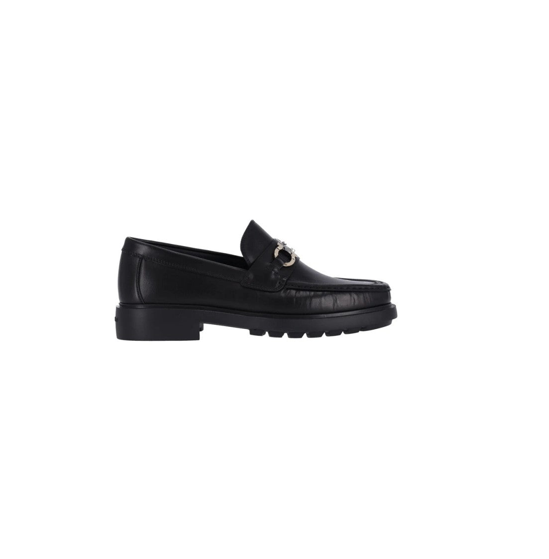 Ferragamo Sleek Leather Flat Shoes With Buckle Detail