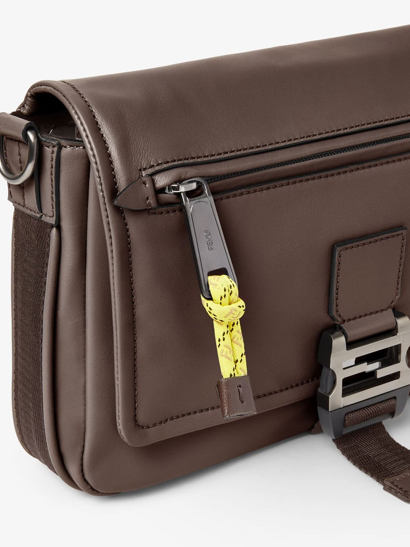 Fendi Flux Messenger B Vit.Mal Brown Leather Messenger