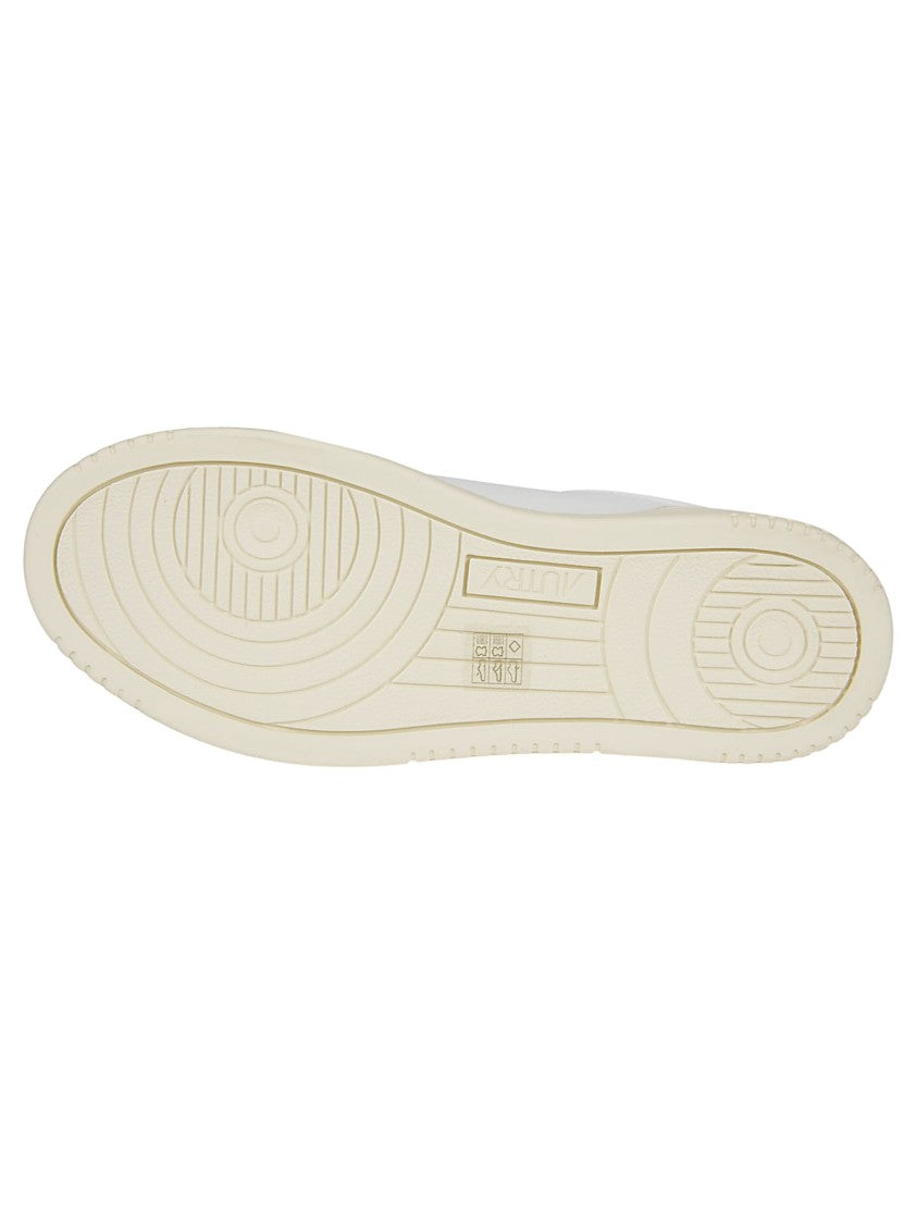 Autry Medalist Low White Leather Sneakers