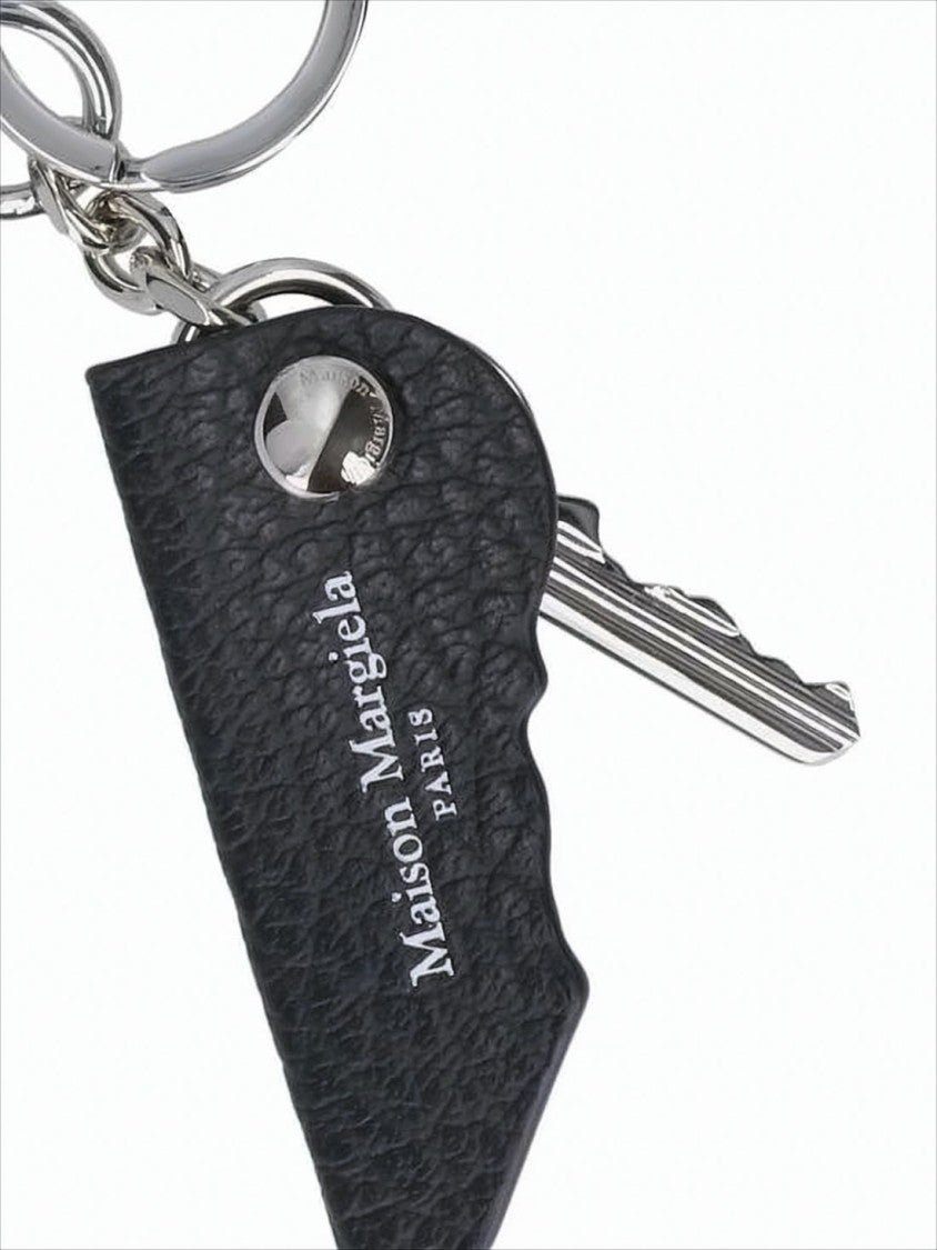 Maison Margiela Textured Leather Keyring With Distinctive Wavy Edge