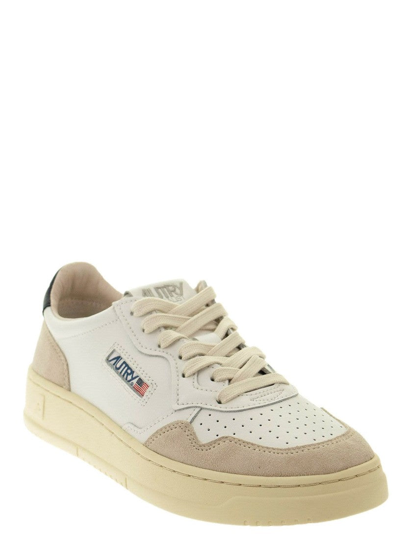 Autry Medalist Low - Leather And Suede Sneakers