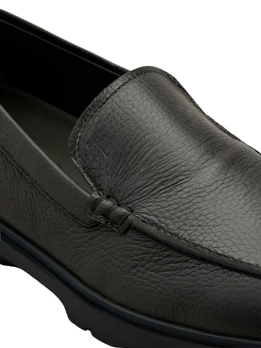Tod's Textured Deerskin Leather Loafer With Rubber Sole