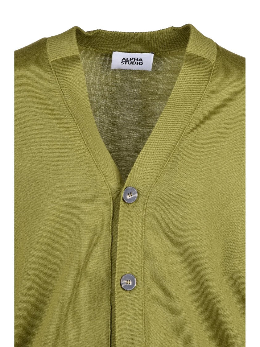 Alpha Studio Pistachio Green V-Neck Extrafine Merino Wool Cardigan