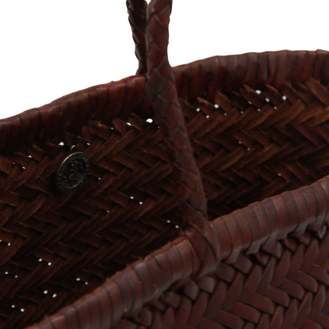 Dragon Diffusion Handwoven Basket Bag With Textured Braided Pattern