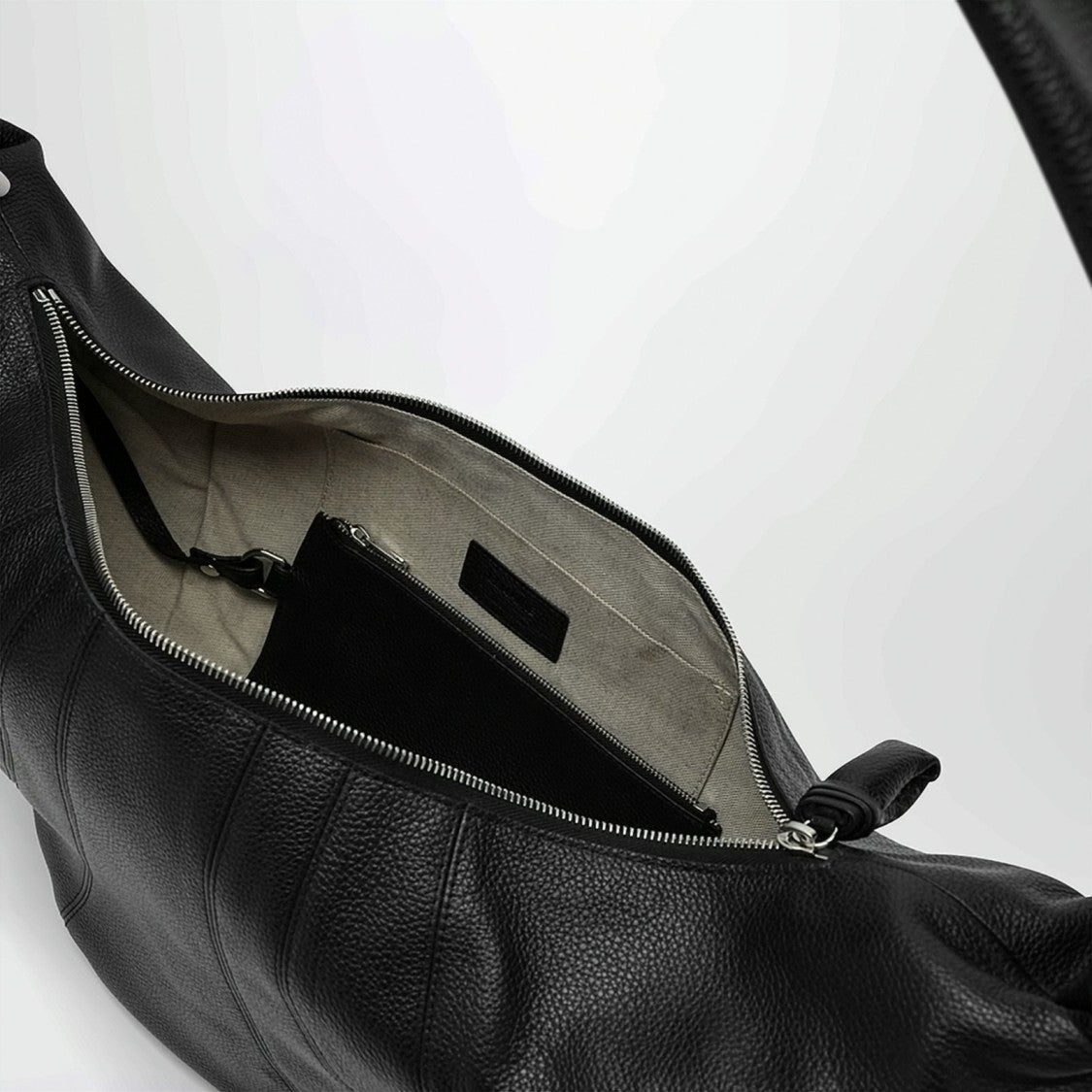 Lemaire Large Crescent-Shaped Shoulder Bag In Soft Grained Leather