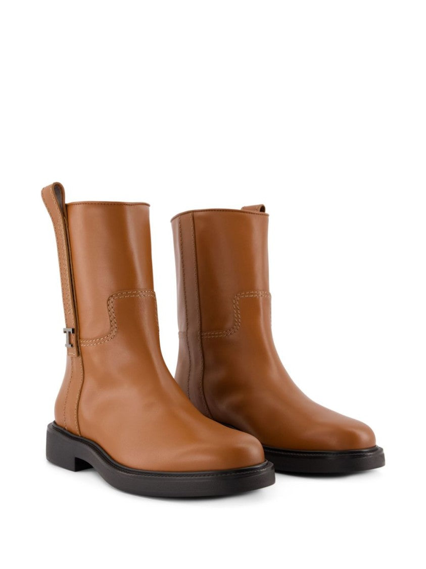 Tod's Polished Brown Ankle Boots With Leather Detailing