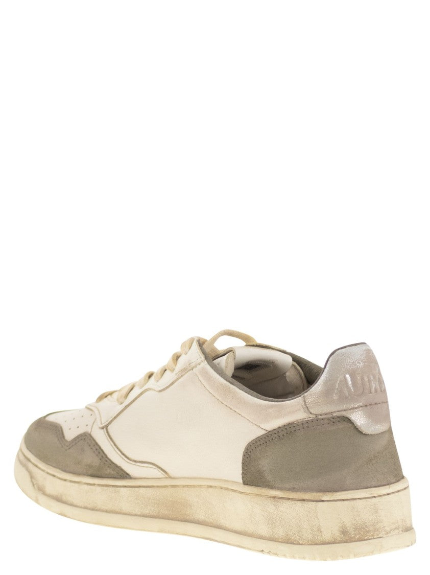 Autry Super Vintage - Leather Sneakers