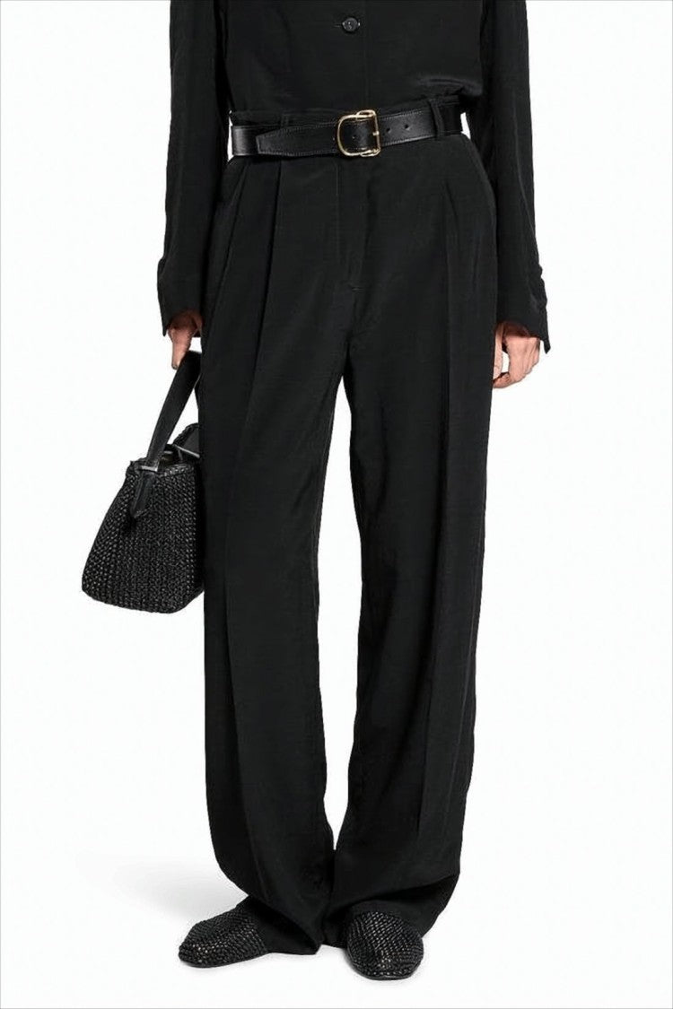 Totême Straight-Fit Black Pants With Pleated Front