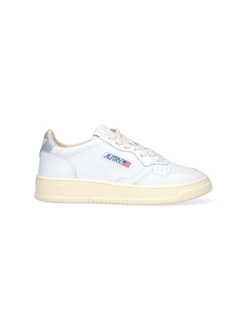 Autry "Medalist" Low Sneakers White
