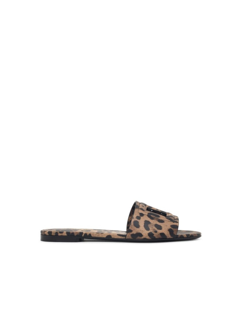 Dolce & Gabbana Leopard Print Matte Leather Slippers With Embossed Logo Strap
