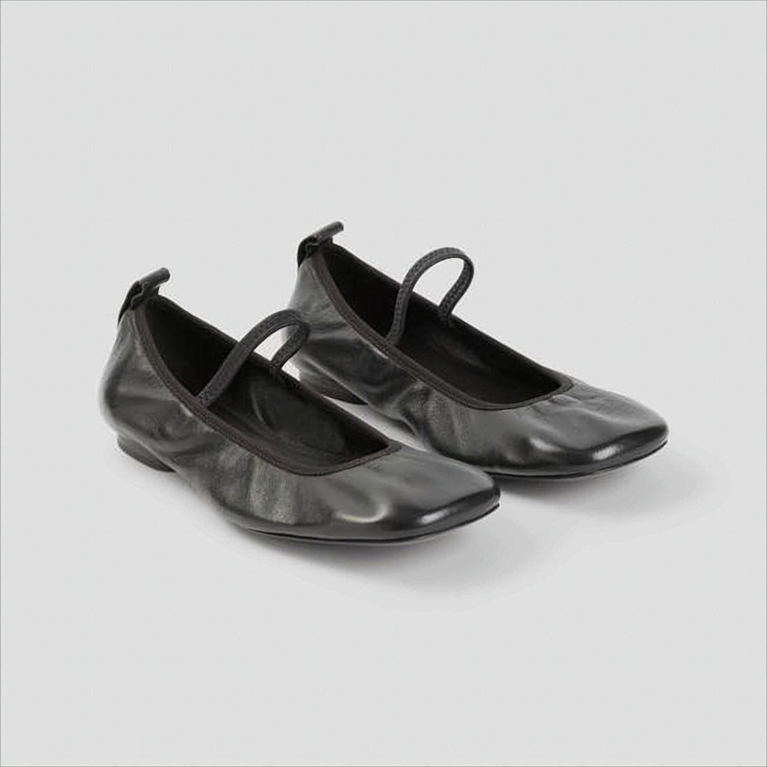 Lemaire Smooth Leather Flats With Minimalist Design