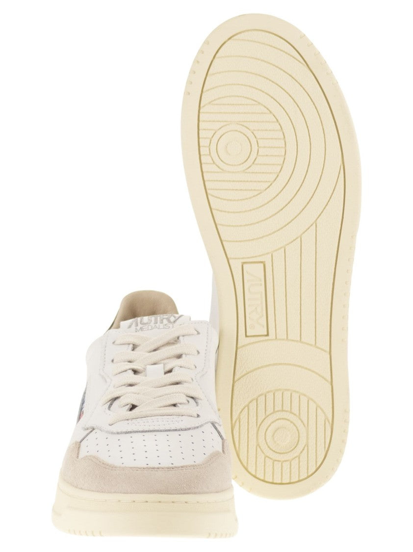 Autry Medalist Low - Leather And Suede Sneakers