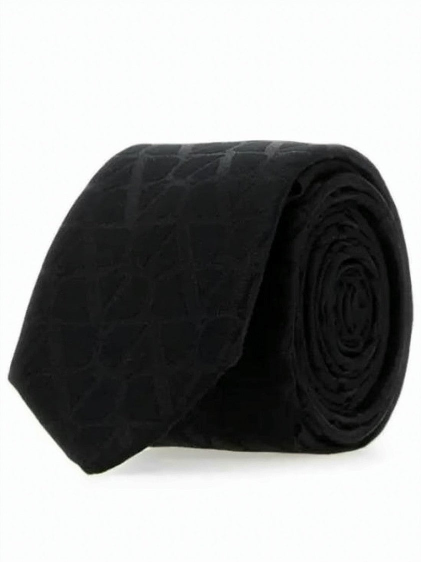 Valentino Garavani Textured Narrow Necktie With Refined Matte Finish
