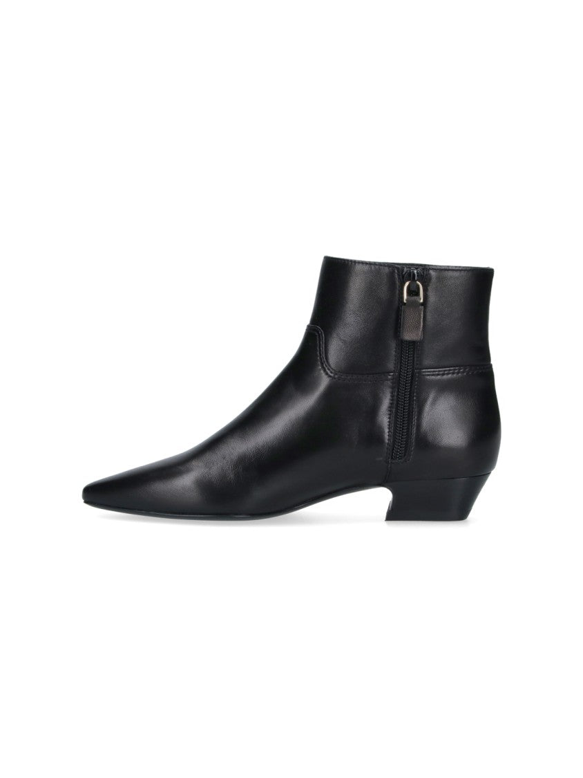 Stuart Weitzman Black Stassi Pointed-Toe Leather Boots