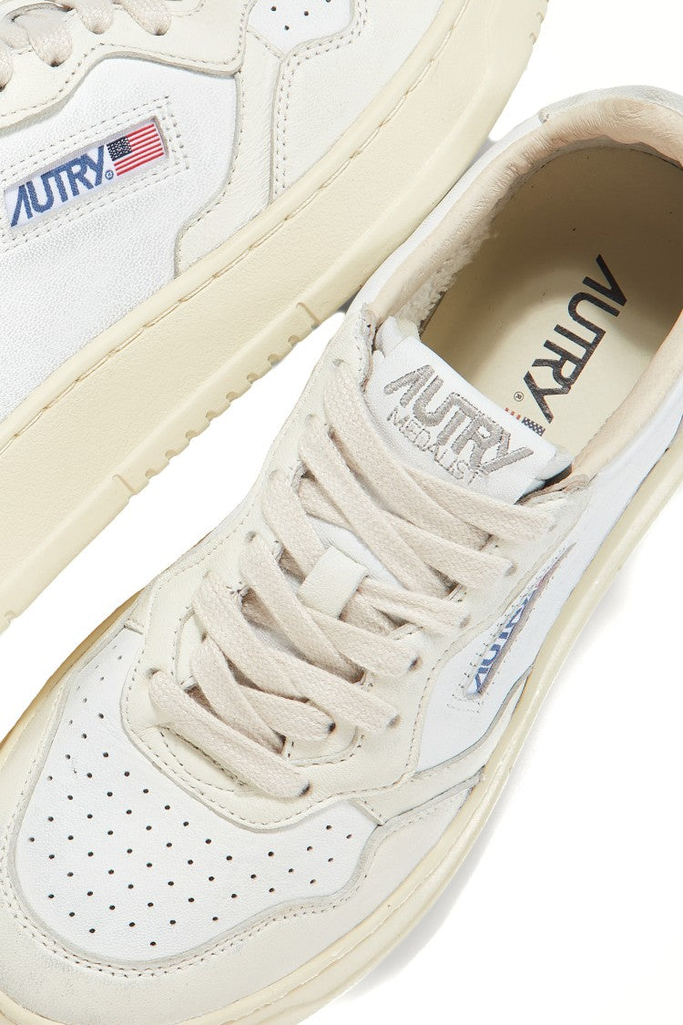 Autry Women’S Medalist Goat Leather Soft Bicolor Sneakers