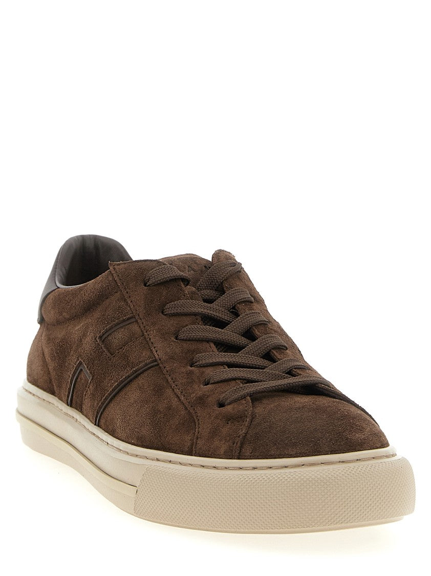 Hogan Smooth Leather Low-Top Sneakers With Contrast Details