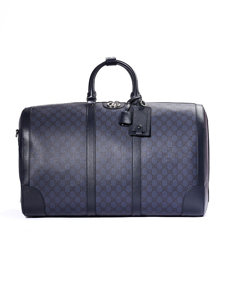 Gucci Medium Gg Supreme Duffel Bag In Blue
