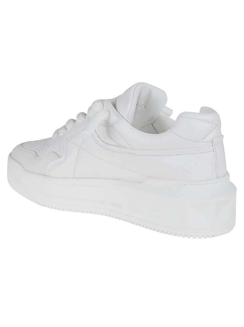 Valentino White Low-Top One Stud Xl Nappa Leather Sneaker