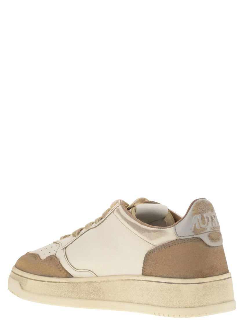 Autry Super Vintage - Leather Sneakers