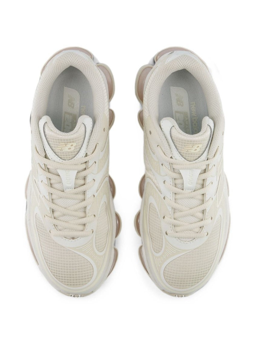 New Balance Light Beige Sneakers With Leather Overlays And Cushioned Sole