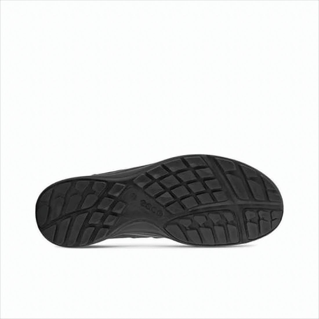 Ecco Low-Profile Black Sneakers With Breathable Mesh Upper