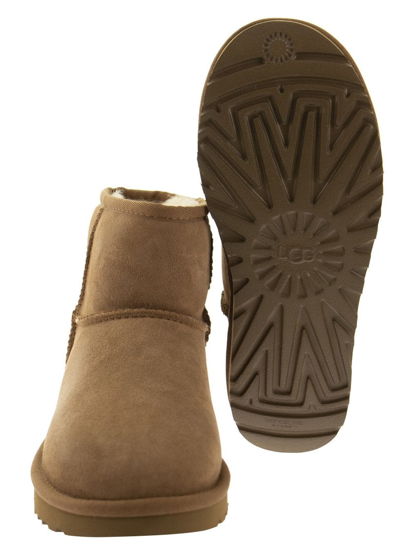 Ugg Mini Classic Ii - Boots