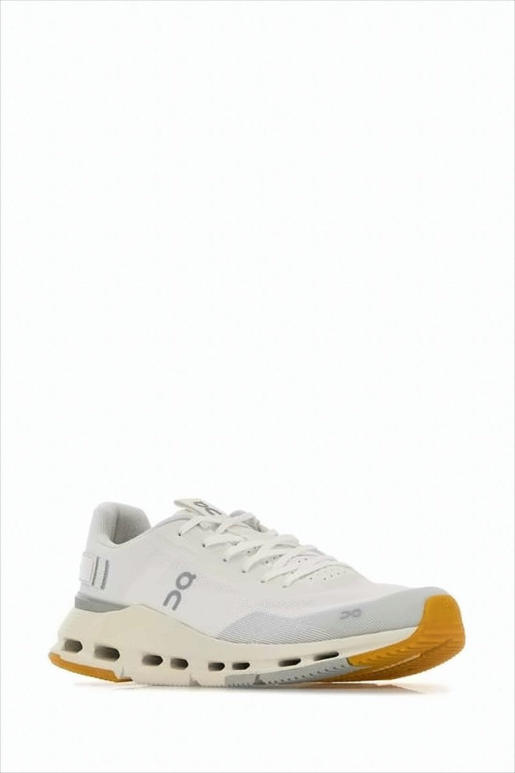 On Running Lightweight Sneakers With Breathable Upper And Cushioned Sole