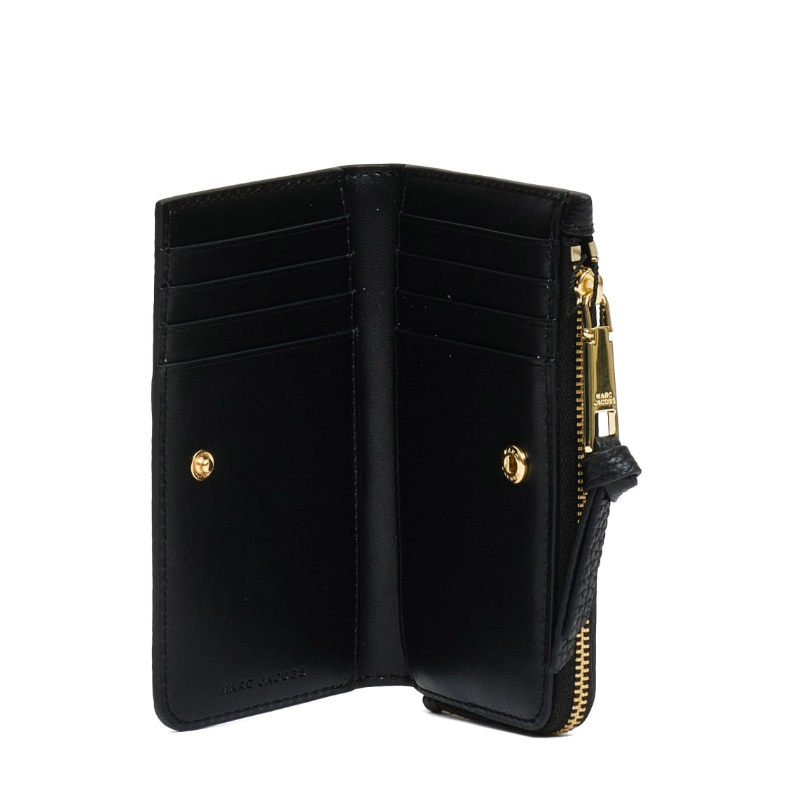 Marc Jacobs Medium Flat Wallet With Textured Leather And Snap Closure