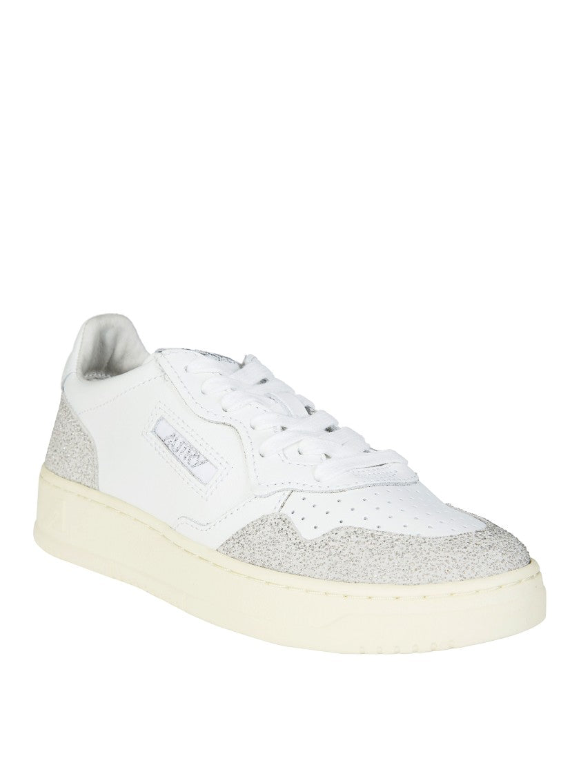 Autry White Medalist Low Pk01 Sneakers