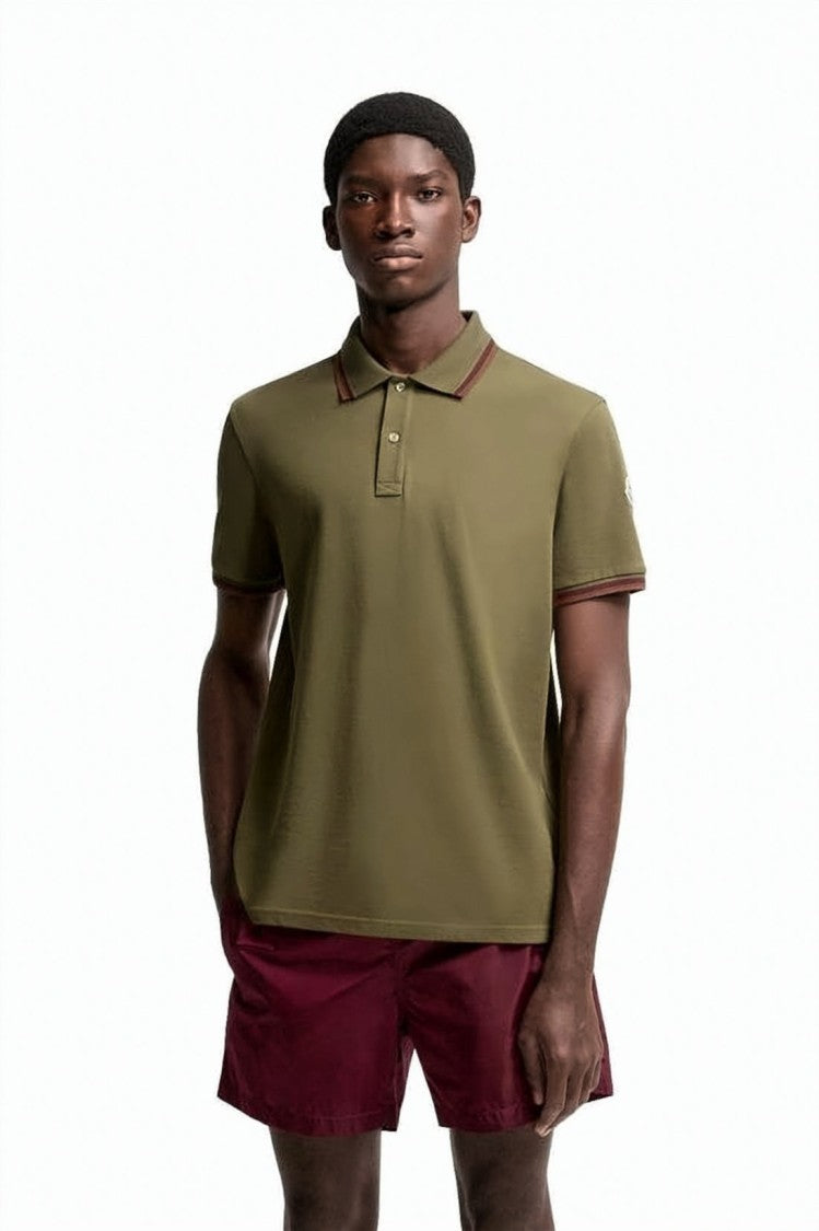 Moncler Short-Sleeve Polo Shirt With Contrasting Cuffs And Logo Patch