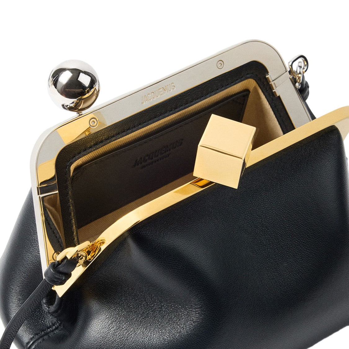 Jacquemus Nappa Leather Handbag With Contrasting Rond-Carré Closure
