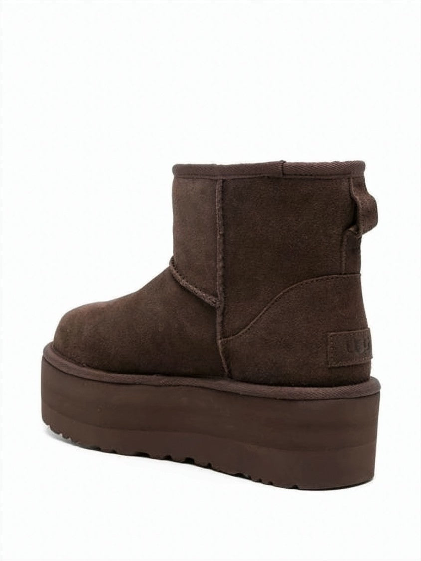 Ugg Ankle-High Brown Suede Boots With Platform Sole And Wool Lining