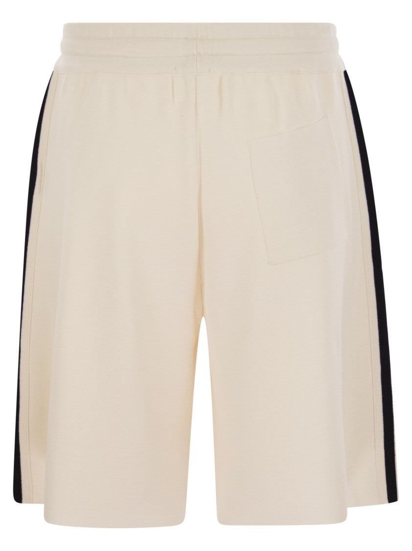 Autry Short Trousers With Contrasting Side Stripes