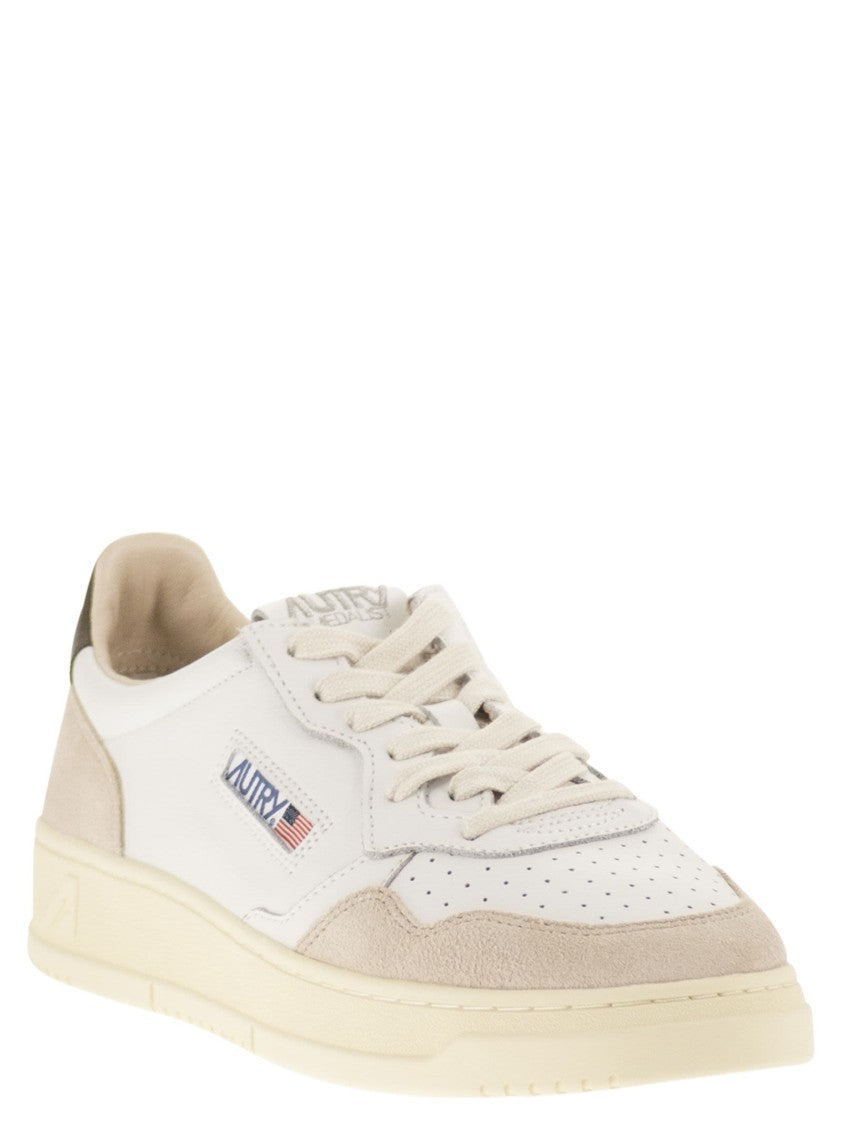 Autry Medalist Low - Leather And Suede Sneakers