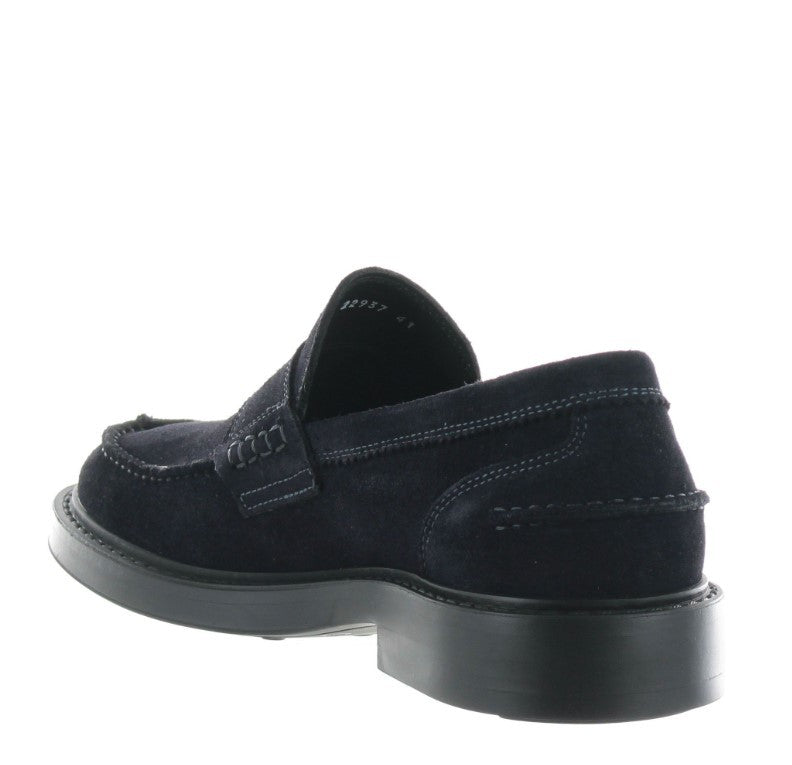Antica Cuoieria Refined Suede Moccasin With Seam Detailing And Leather Insole