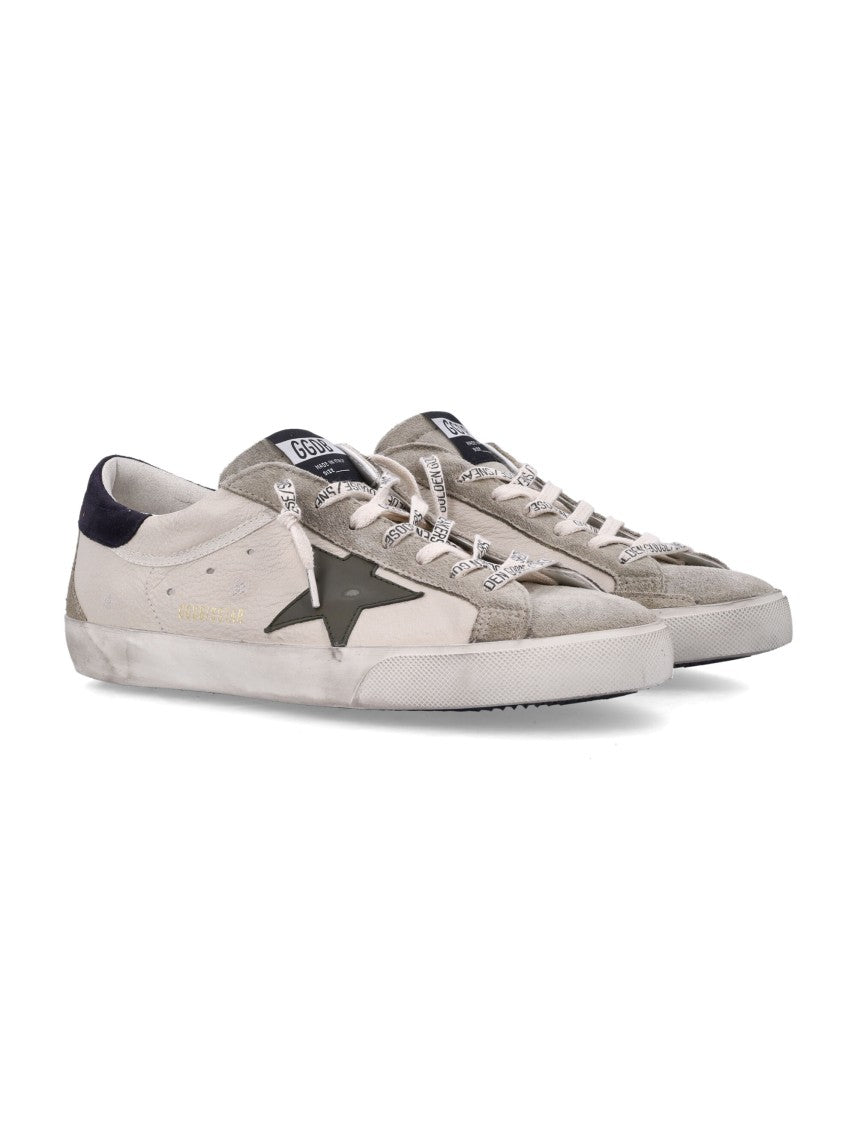 Golden Goose Distressed Low-Top Sneakers With Iconic Star Emblem