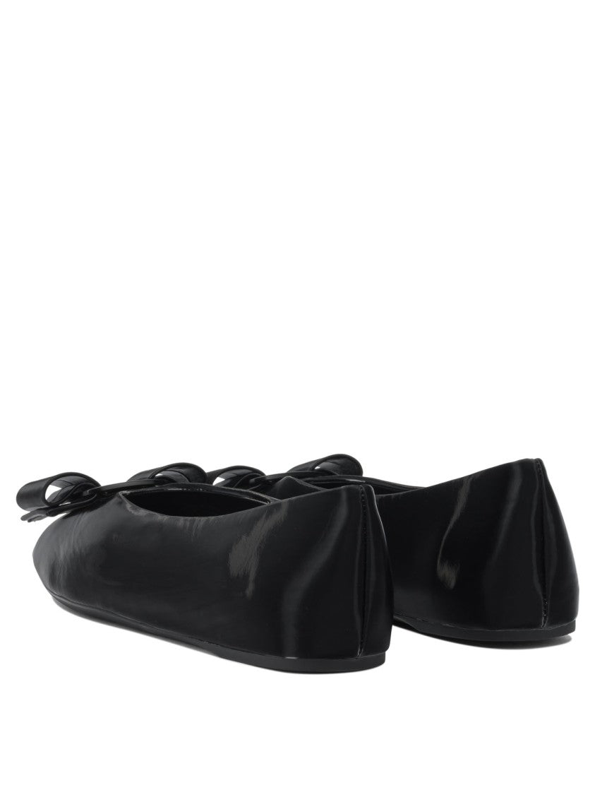 Ferragamo Black Leather Ballerinas