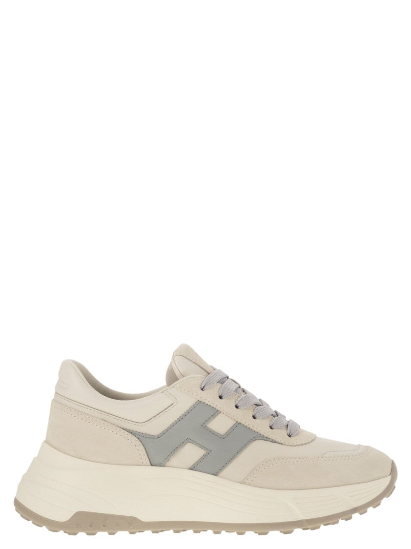 Hogan Hi-Fi Trainers With Side H