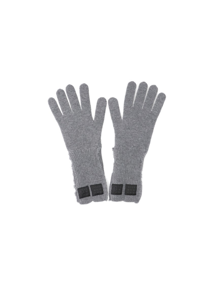 Mm6 By Maison Margiela Sleek Minimalist Grey Gloves With Fitted Silhouette