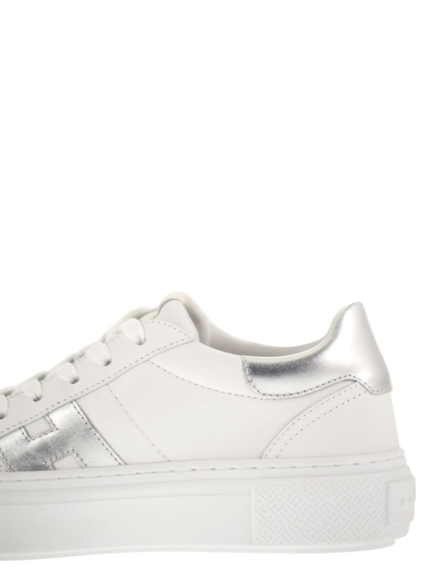 Hogan Skate-Inspired Trainers With Sole