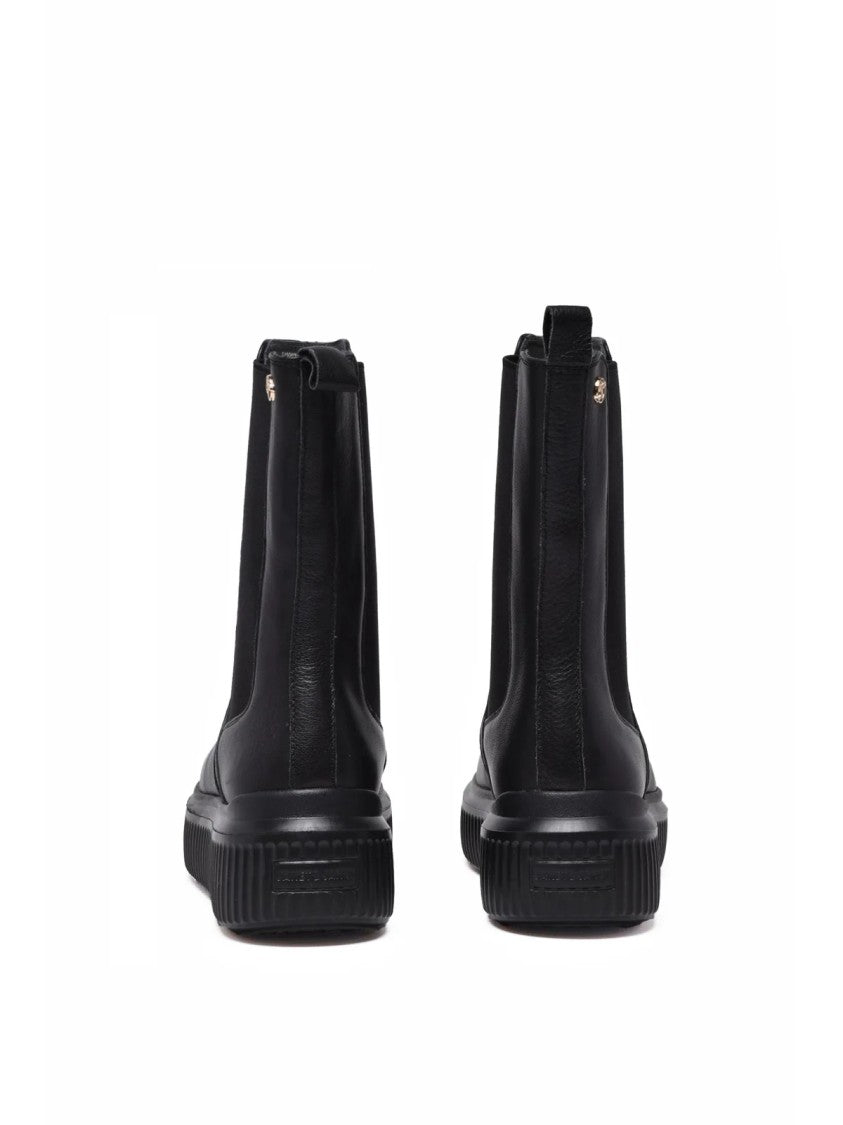 Janet & Janet Black Leather Side-Panel Ankle Boots